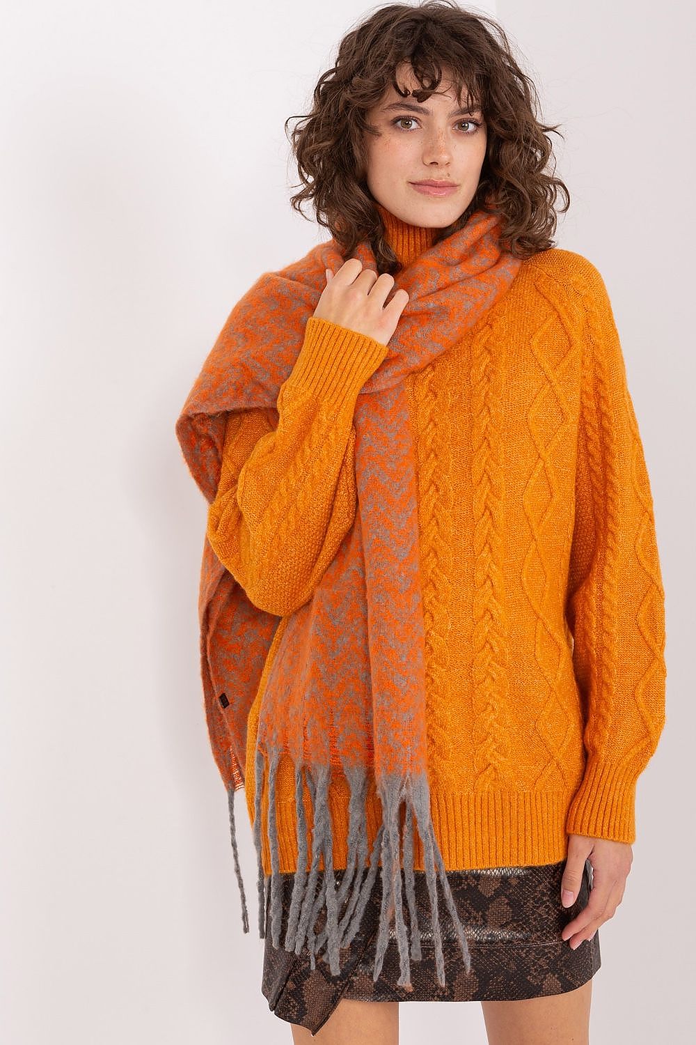  sjaal model 205973 AT 