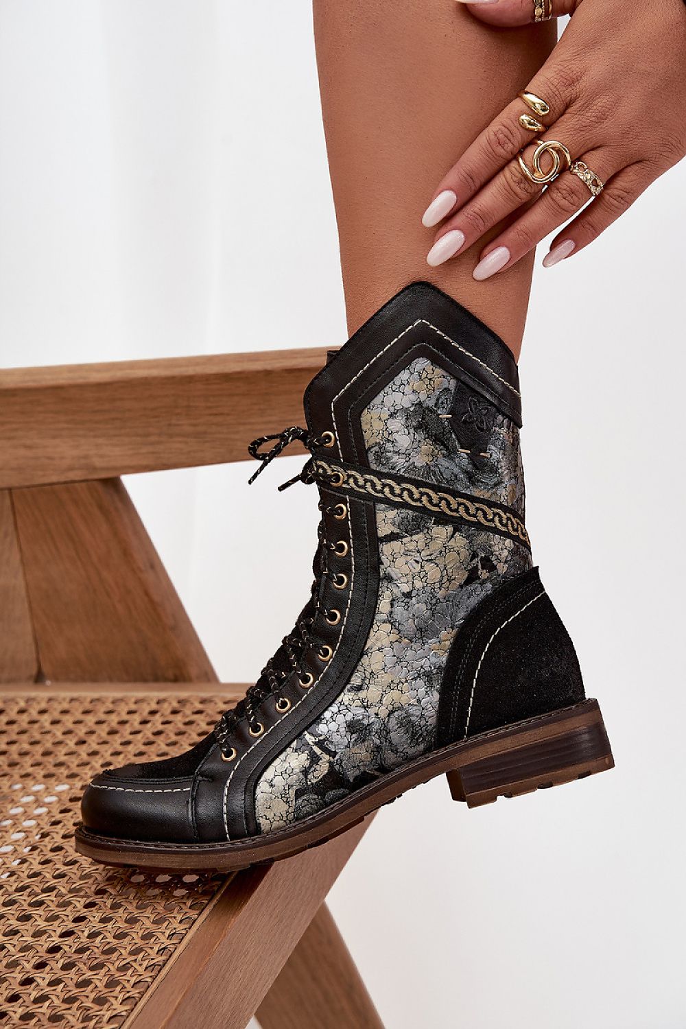  Laarsjes model 222951 Step in style 