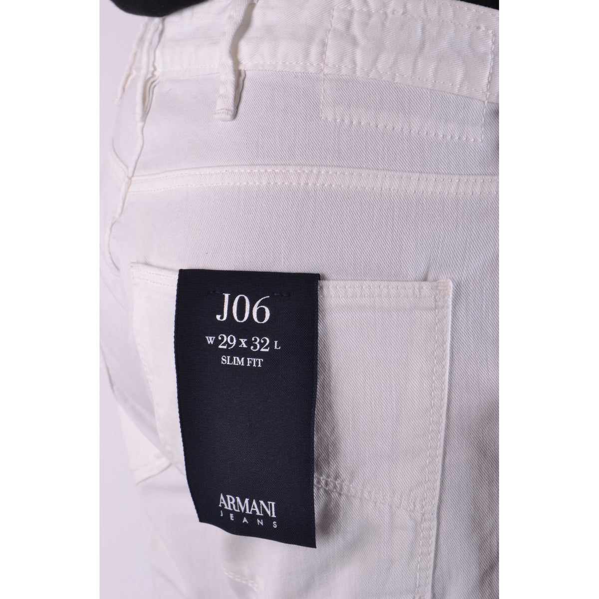 Armani Jeans herenjeans wit rits en knopen