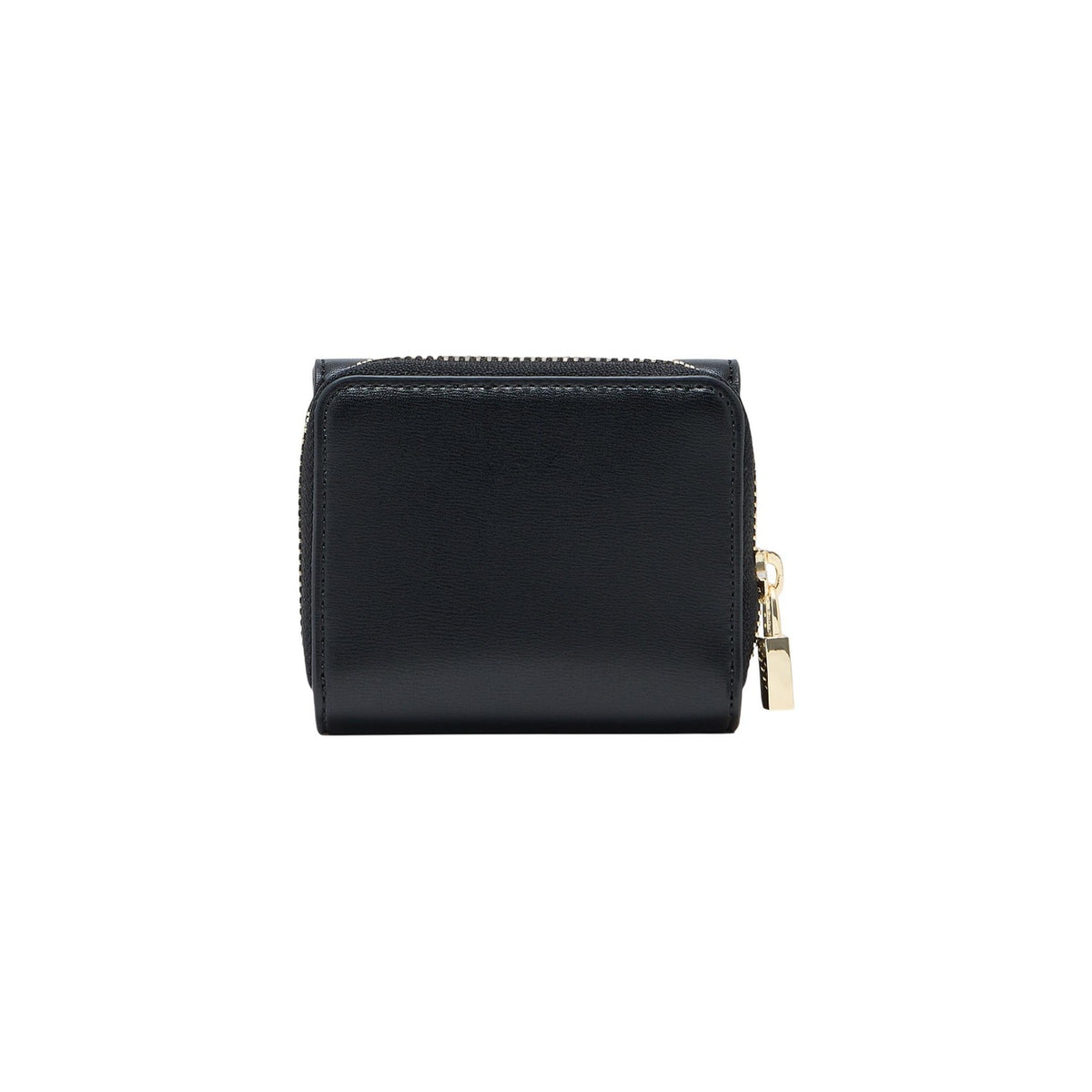 Armani Exchange portemonnee zwart rits en automatische knoop • zakken: binnenzakken • size (cm): w2 x h10 x l12 (cm) • andere details: -binnenvakken