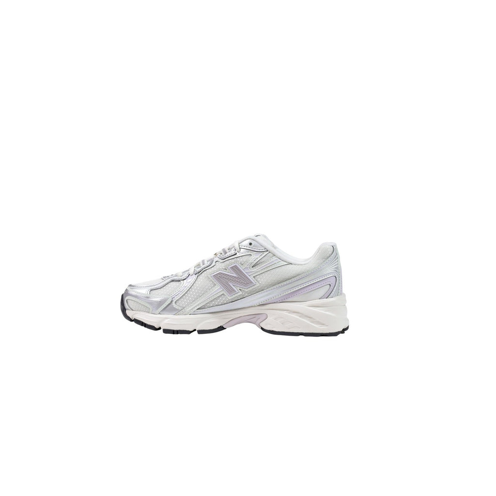 New Balance Women Sneakers